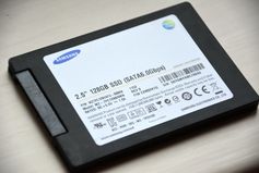 Die eingebaute Festplatte: Samsung SSD, 2,5 Zoll, 128 GB, SATA 6.0 Gbps, Modell MZ - 7PC1280/0KN- Samsung 5 Ultra NP530U3C(A0LDE)