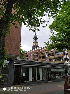 48 MP Aufnahme (6000x8000 und 16,5 MB)