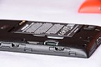 Nokia Lumia 520 - Slots für die SIM-Karte und Micro-SD-Karte.